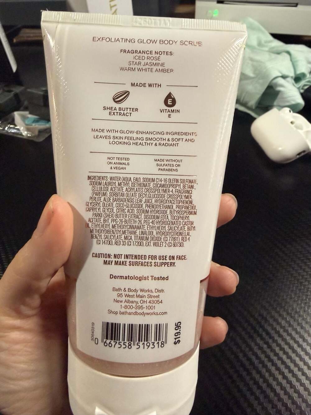 Bath & Body Works Pure Wonder Set: Exfoliating Glow Body Scrub & Candle - Picture 2 of 5
